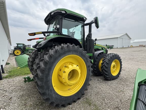 Image of John Deere 8R 340 equipment image 4