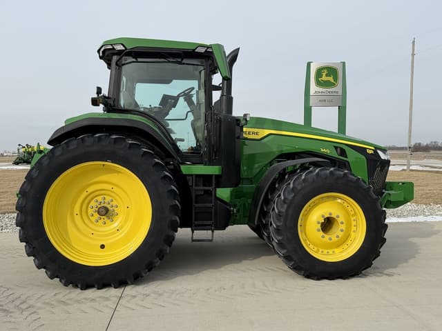 Image of John Deere 8R 340 equipment image 2