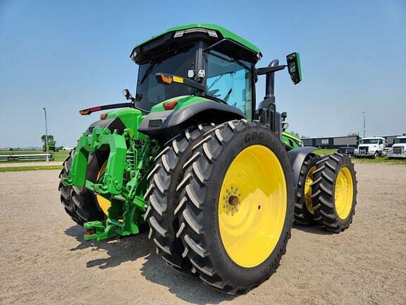 Image of John Deere 8R 340 equipment image 4