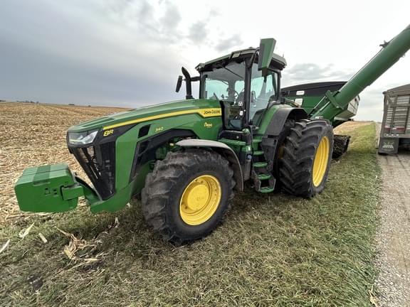 Image of John Deere 8R 340 Primary image