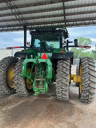 Image of John Deere 8R 340 equipment image 4