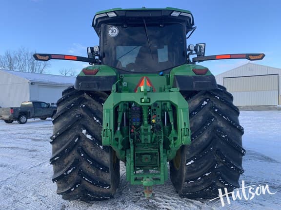 Image of John Deere 8R 340 equipment image 4