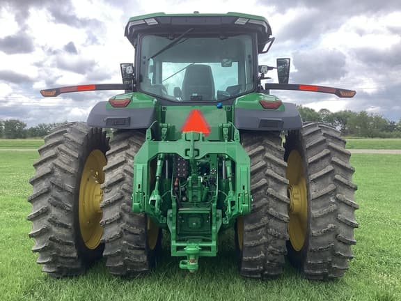 Image of John Deere 8R 340 equipment image 4