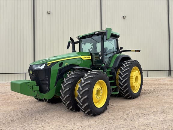 2024 John Deere 8R 340 Equipment Image0