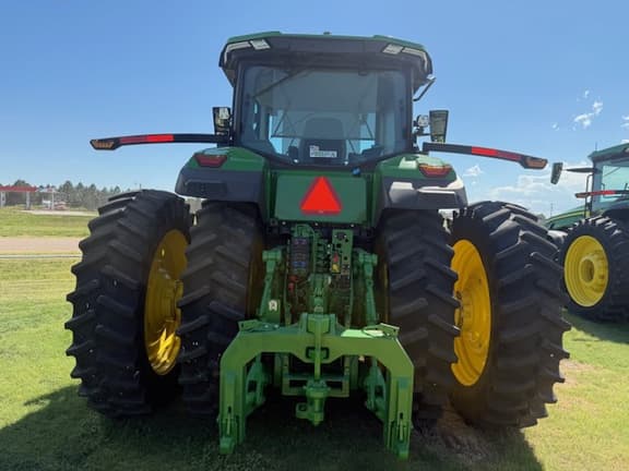 Image of John Deere 8R 340 equipment image 4