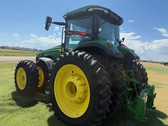 Image of John Deere 8R 340 equipment image 3