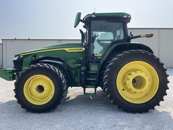 Image of John Deere 8R 340 equipment image 3