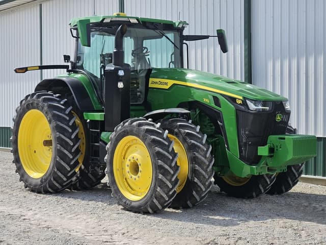 Image of John Deere 8R 370 equipment image 2