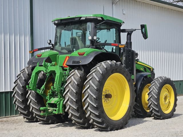 Image of John Deere 8R 370 equipment image 4
