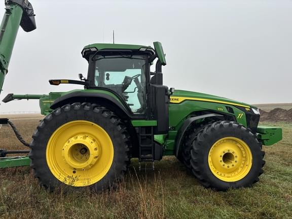Image of John Deere 8R 370 equipment image 4