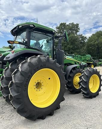 Image of John Deere 8R 370 equipment image 3