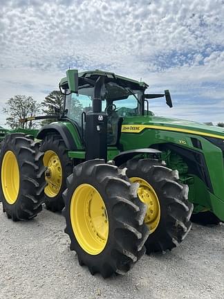 Image of John Deere 8R 370 equipment image 2