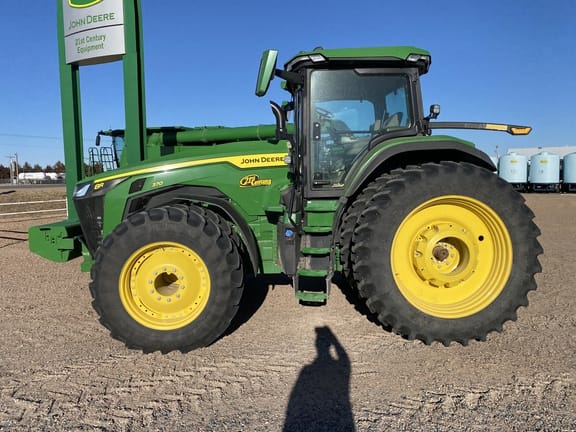 2024 John Deere 8R 370 Equipment Image0