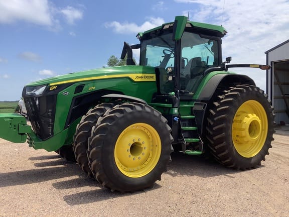 2024 John Deere 8R 370 Equipment Image0