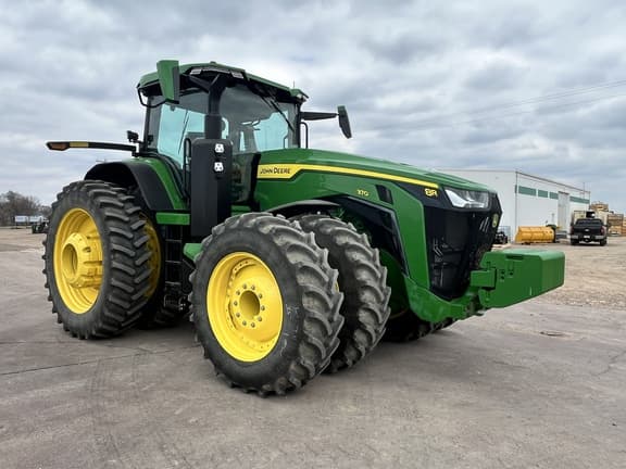 Image of John Deere 8R 370 equipment image 1