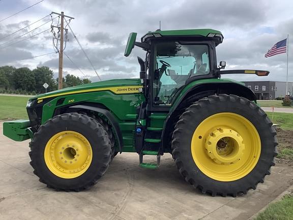 Image of John Deere 8R 370 equipment image 1