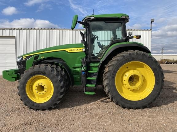 Image of John Deere 8R 370 Primary image