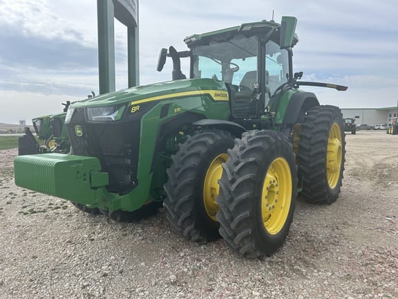 2024 John Deere 8R 370 Equipment Image0