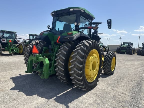 Image of John Deere 8R 370 equipment image 4