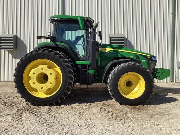 Image of John Deere 8R 370 equipment image 3
