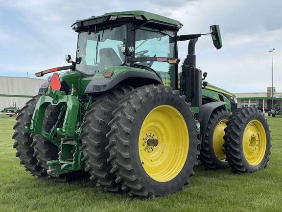 Image of John Deere 8R 370 equipment image 4
