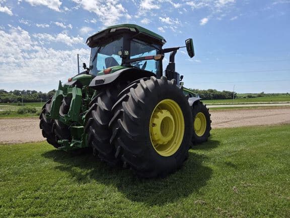Image of John Deere 8R 370 equipment image 4