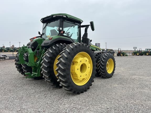 Image of John Deere 8R 370 equipment image 4