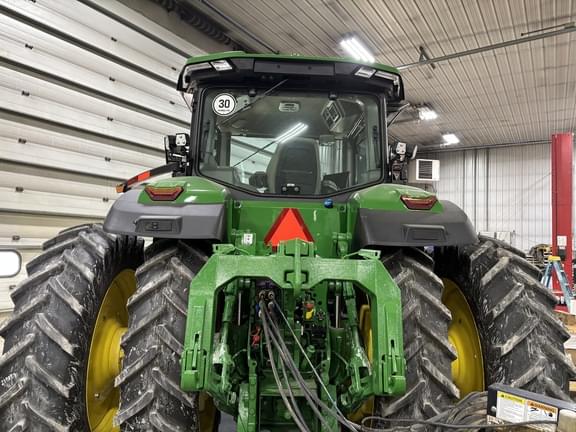 Image of John Deere 8R 370 equipment image 3