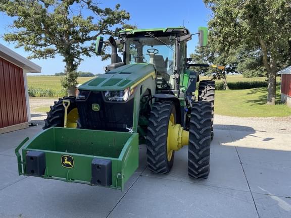 Image of John Deere 8R 370 equipment image 1
