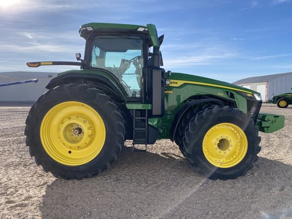 Image of John Deere 8R 370 equipment image 4
