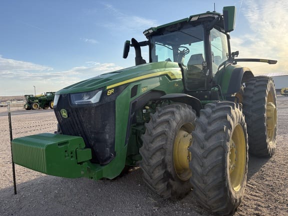 2024 John Deere 8R 370 Equipment Image0