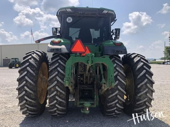 Image of John Deere 8R 370 equipment image 4