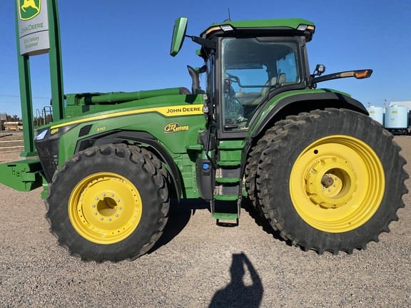2024 John Deere 8R 370 Equipment Image0