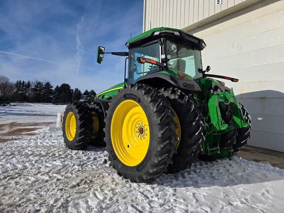 Image of John Deere 8R 370 equipment image 2
