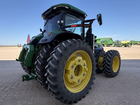 Image of John Deere 8R 370 equipment image 4