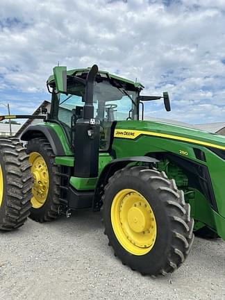 Image of John Deere 8R 370 equipment image 2