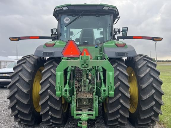 Image of John Deere 8R 370 equipment image 2