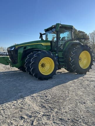 Image of John Deere 8R 370 equipment image 1
