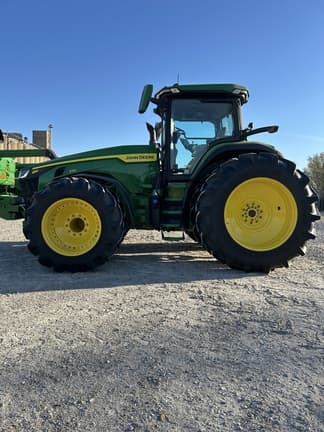 Image of John Deere 8R 370 Primary image
