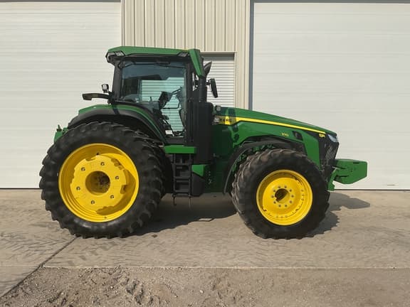 Image of John Deere 8R 370 equipment image 1