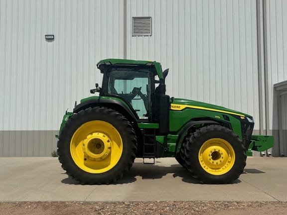 2024 John Deere 8R 370 Equipment Image0