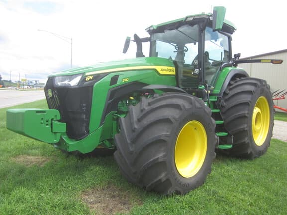 Image of John Deere 8R 370 equipment image 1