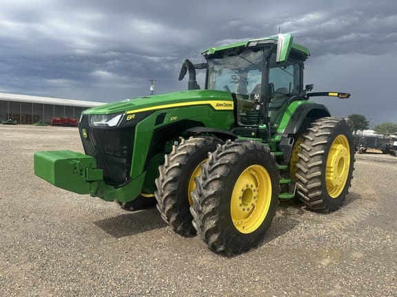 2024 John Deere 8R 370 Equipment Image0