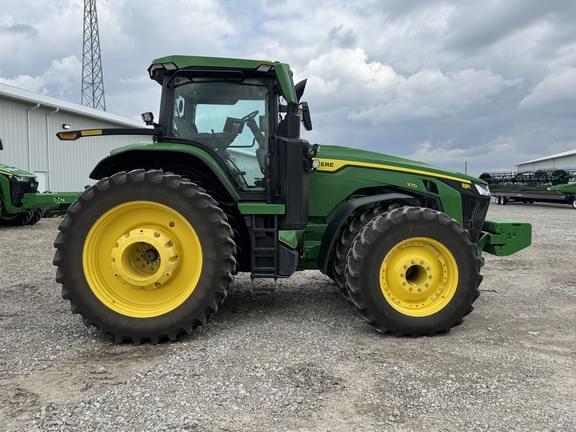 Image of John Deere 8R 370 equipment image 2