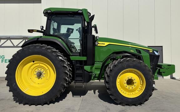 Image of John Deere 8R 410 equipment image 1