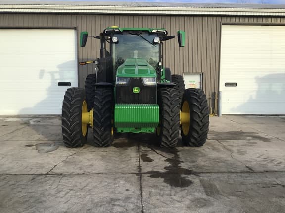 Image of John Deere 8R 410 equipment image 2