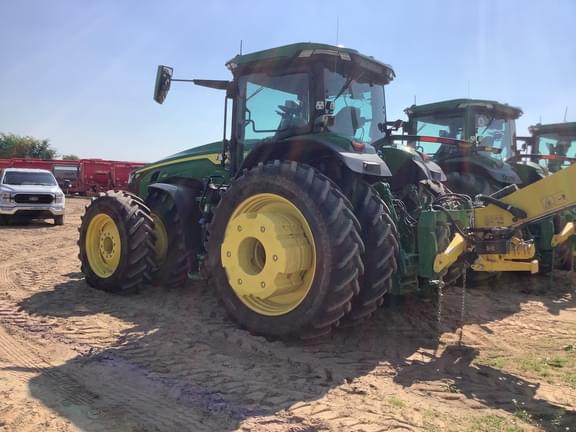 Image of John Deere 8R 410 equipment image 4