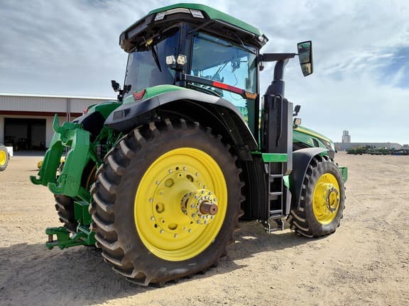 Image of John Deere 8R 410 equipment image 3