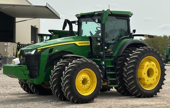 Image of John Deere 8R 410 equipment image 1