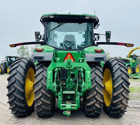 Image of John Deere 8R 410 equipment image 3